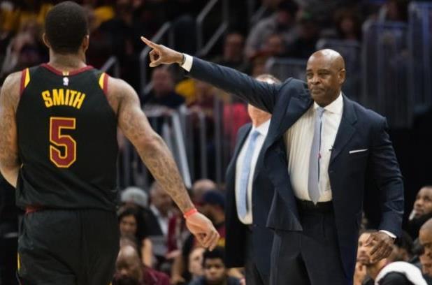 费南多以其 费南多以其