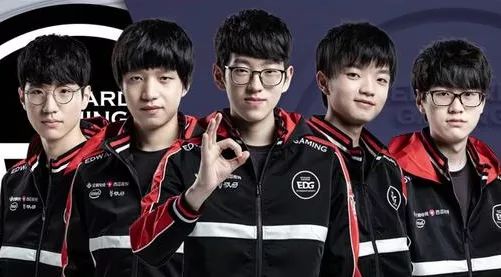 脱颖而出 脱颖而出