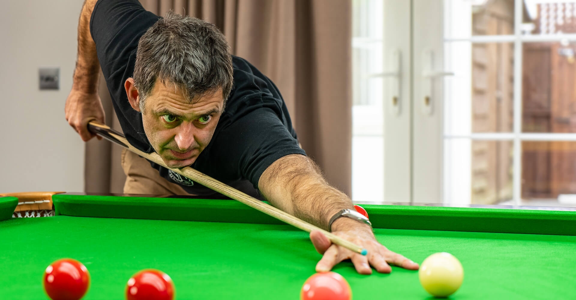 内外媒体关 内外媒体关