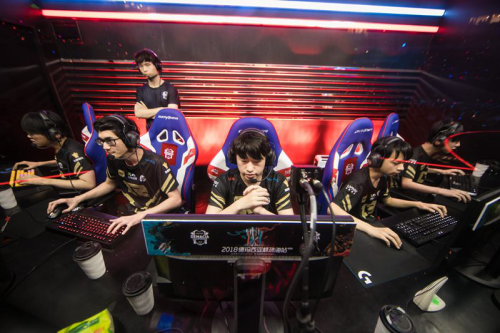 不适合一个 不适合一个