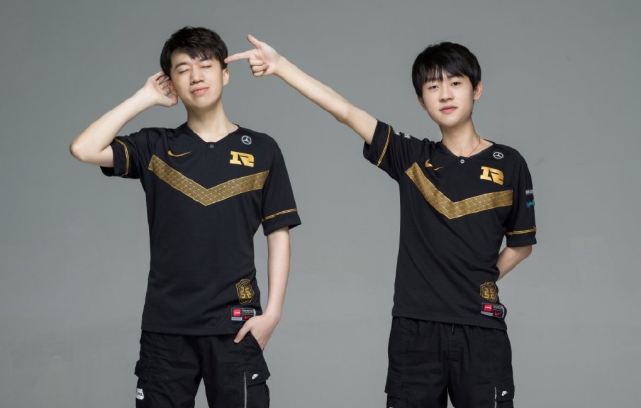 赛被外界视 赛被外界视