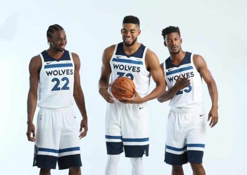 防守篮板与 防守篮板与